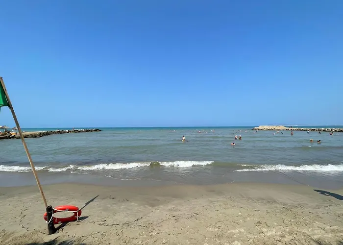 I&s 1 Apartment Golem (Tirana)