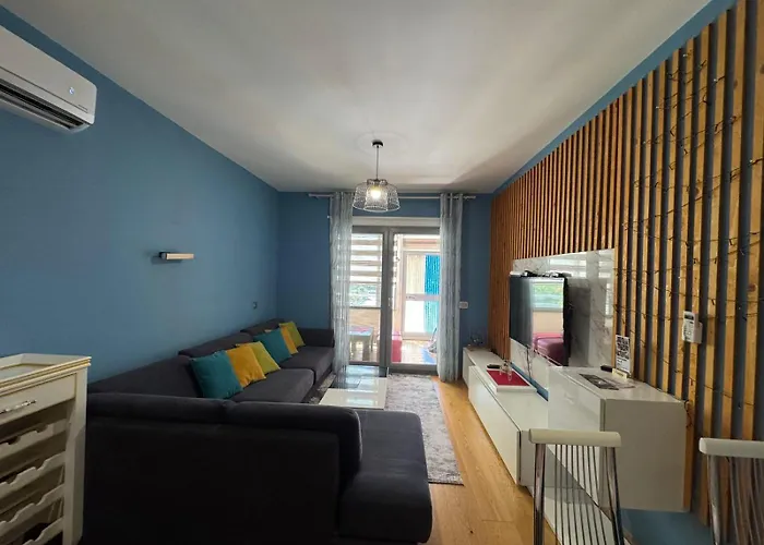 I&s 1 Apartment Golem (Tirana)